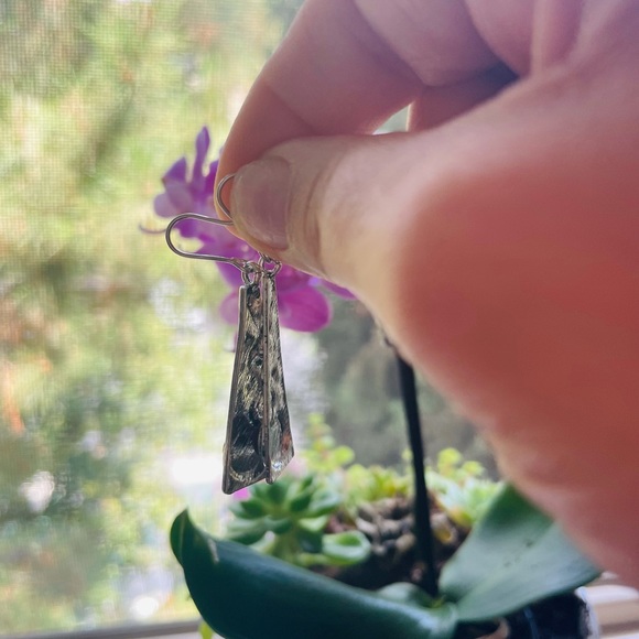 Natural Carnelian Gemstone Earring - Picture 6 of 6